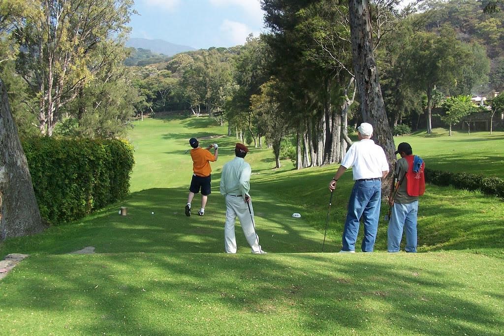 Top 8 Reasons Retirees Move to Lake Chapala Focus On Mexico